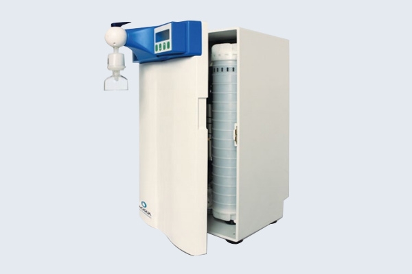 Labostar PRO – 移動式超純水處理設備
